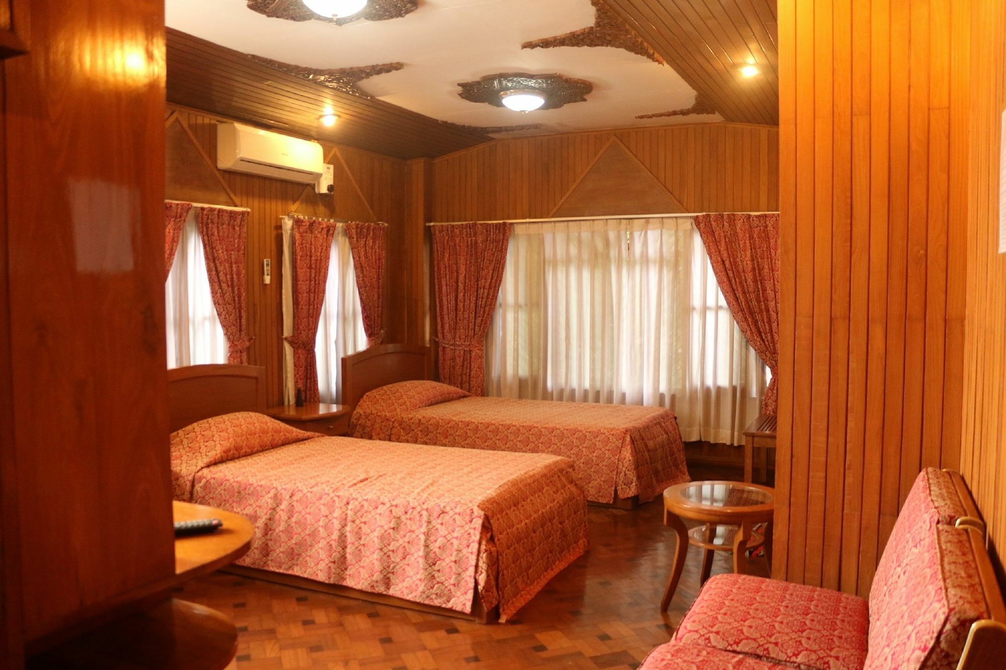 Kaung Lay Inn Янгон Екстериор снимка