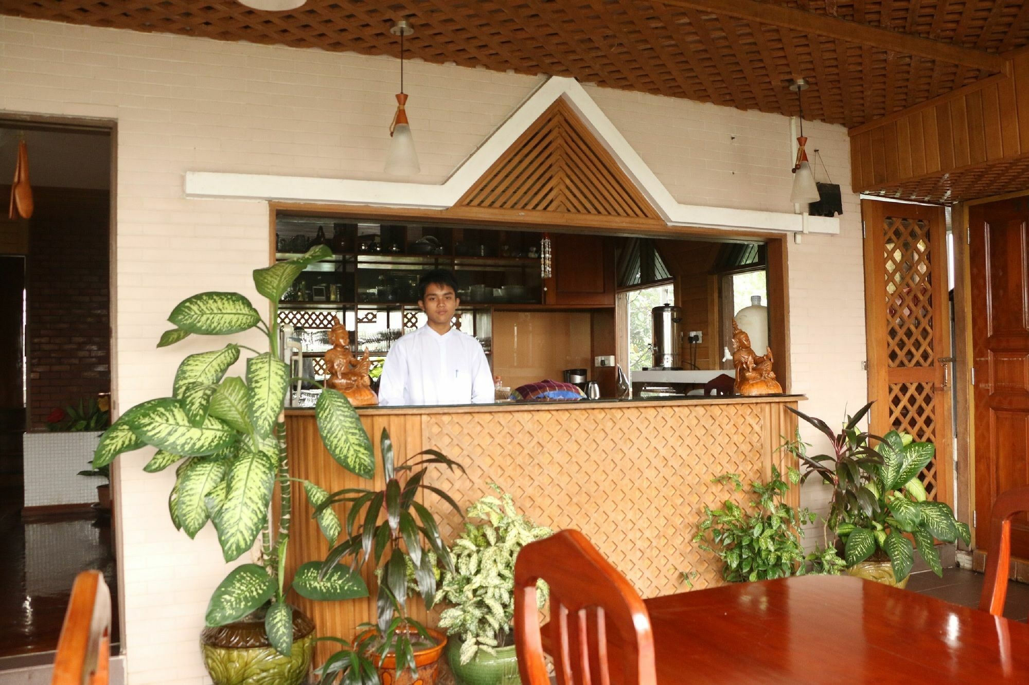 Kaung Lay Inn Янгон Екстериор снимка